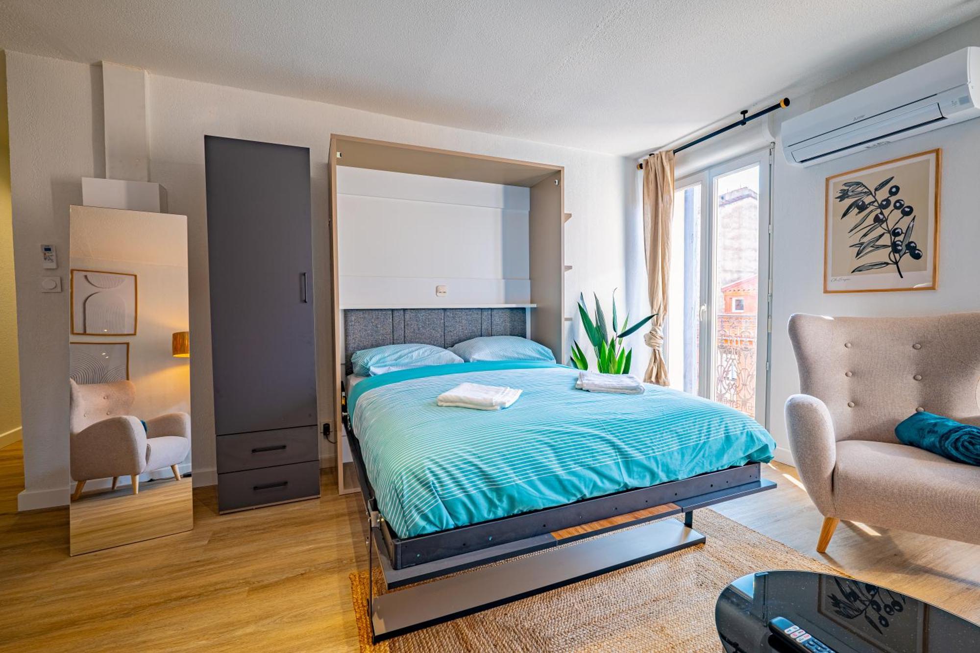 Les Suites Du Palais Des Expositions Perpignan Exteriör bild