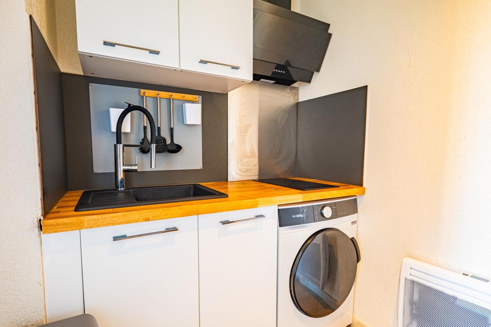 Les Suites Du Palais Des Expositions Perpignan Exteriör bild